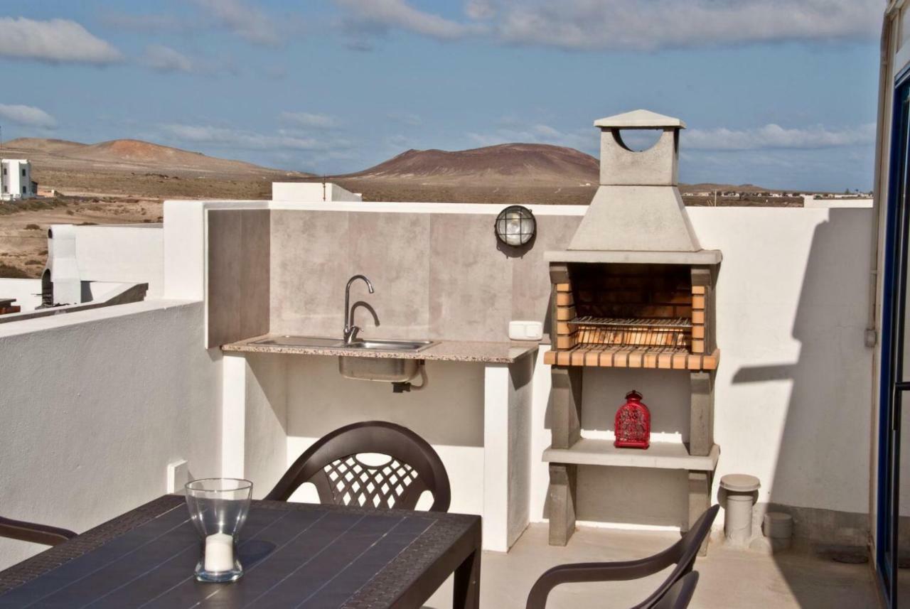 Fcg20, Famara Beach المظهر الخارجي الصورة